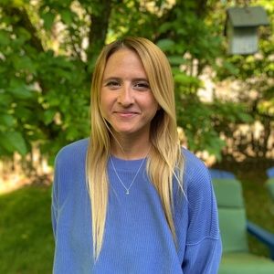 Meet your Posher, Elizabeth